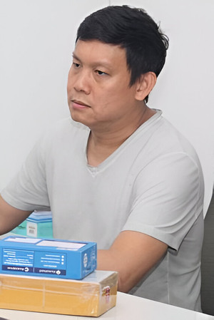 Photo of Sakda Kaewbuadee from the Latest Netflix gallery
