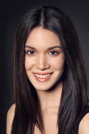 Hazal Subaşı photo
