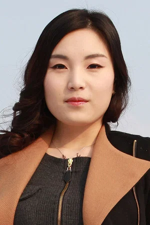 Photo of Ahn Ye-rin from the Latest Netflix gallery