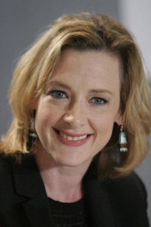 Joan Cusack photo