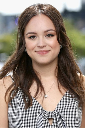 Photo of Hayley Orrantia from the Latest Netflix gallery