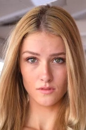 Photo of Mazzy Grace from the Latest Netflix gallery
