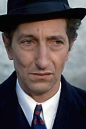 Photo of Pierre Koulak from the Latest Netflix gallery