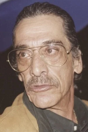 Photo of Roberto 'El Flaco' Guzmán from the Latest Netflix gallery