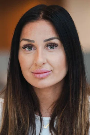 Photo of Vivi Bach from the Latest Netflix gallery