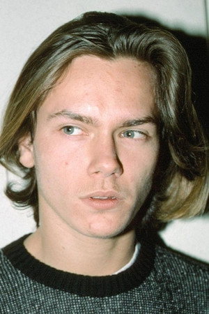 River Phoenix photo