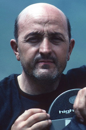 Photo of Sebastián Álvaro Lomba from the Latest Netflix gallery