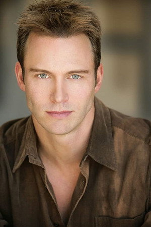 Photo of Eric Martsolf from the Latest Netflix gallery