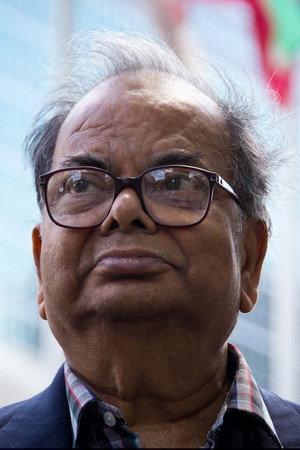Photo of Mani Shankar Mukherjee from the Latest Netflix gallery