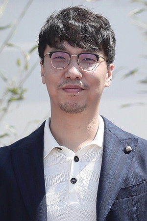Photo of Yoon Jong-bin from the Latest Netflix gallery