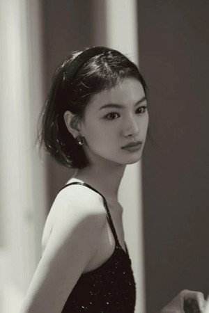 Qiu Tian photo