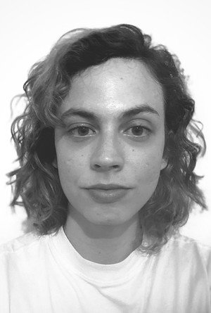 Photo of Íris Alves Lacerda from the Latest Netflix gallery