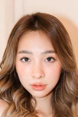 Peerada Namwong photo