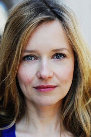 Stefanie Stappenbeck photo