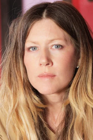 Photo of Lian Lunson from the Latest Netflix gallery