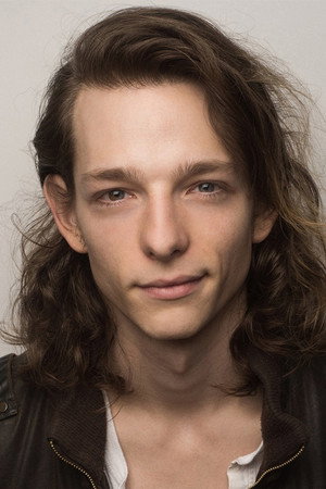 Mike Faist photo