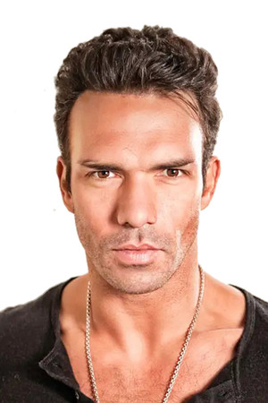 Darren Shahlavi photo