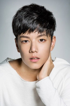 Photo of Min Ji-Hyuk from the Latest Netflix gallery