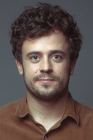 Photo of Victor Mendes from the Latest Netflix gallery