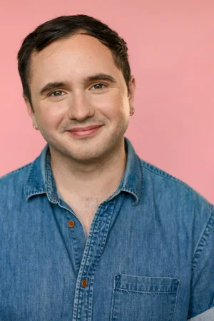 Photo of Ricki Romano from the Latest Netflix gallery