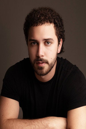 Photo of Andrés Acosta from the Latest Netflix gallery