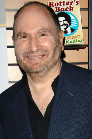 Gabe Kaplan photo