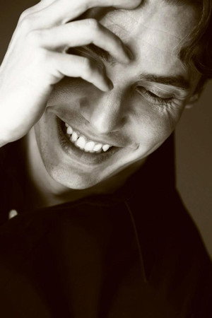 Photo of Ryan Izay from the Latest Netflix gallery