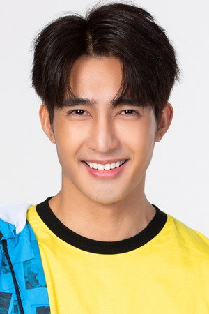 Pirapat Watthanasetsiri photo