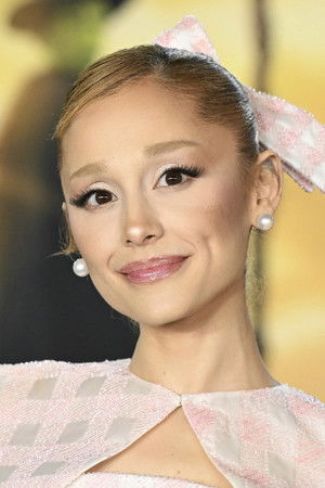 Ariana Grande photo