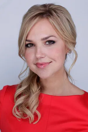 Arielle Kebbel photo