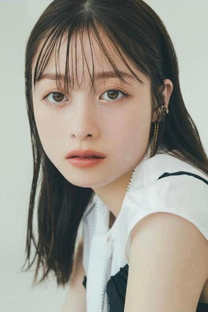 Kanna Hashimoto photo