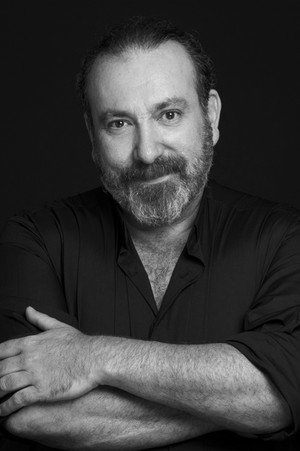 Hernán Mendoza photo