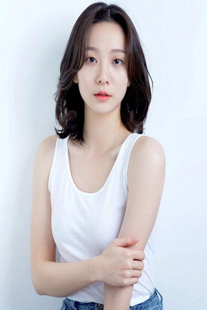 Ahn Soo-eun photo