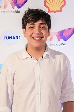 Photo of Pedro Motta from the Latest Netflix gallery
