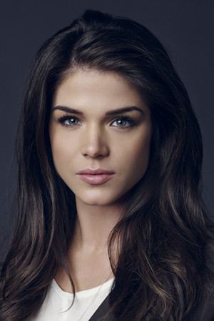 Marie Avgeropoulos photo