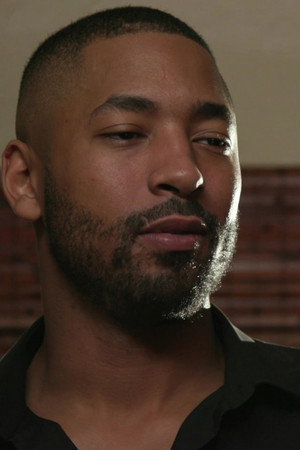 Photo of Dillon Cox from the Latest Netflix gallery