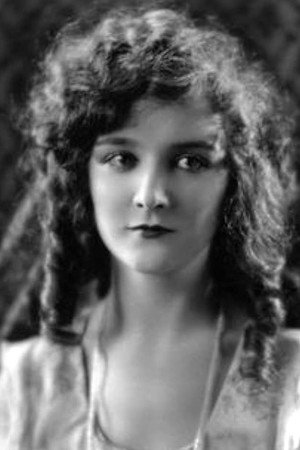Mary Philbin photo