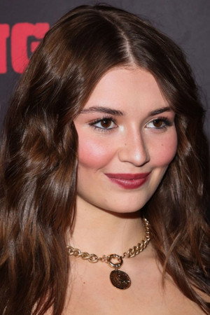 Photo of Gemma Brooke Allen from the Latest Netflix gallery