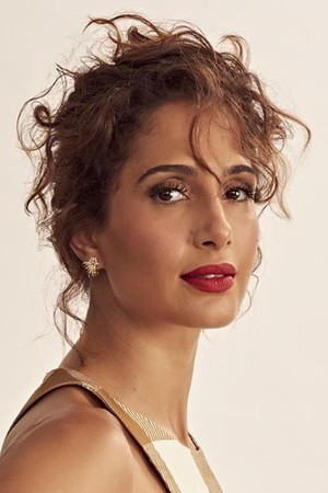 Camila Pitanga photo