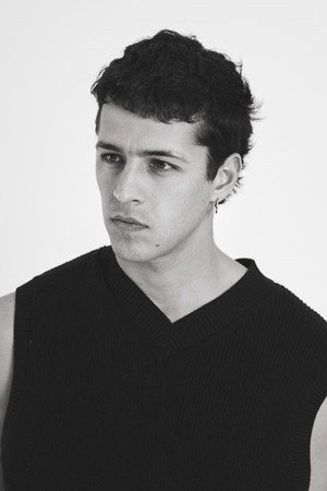 Photo of Simón Hempe from the Latest Netflix gallery