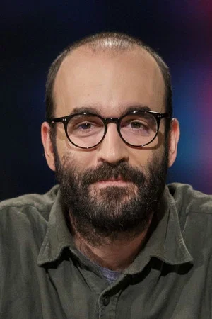 Photo of Eduard Sola from the Latest Netflix gallery