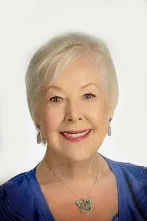 Photo of Claudia Barrett from the Latest Netflix gallery