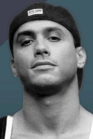Photo of Robert Clivillés from the Latest Netflix gallery