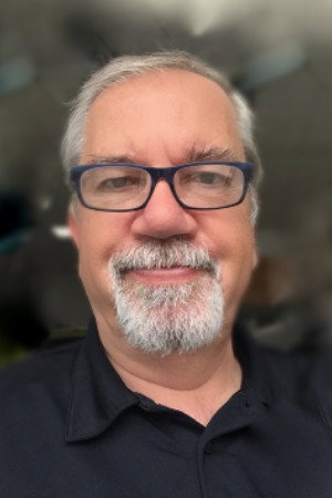 Photo of Jim Kuehnel from the Latest Netflix gallery