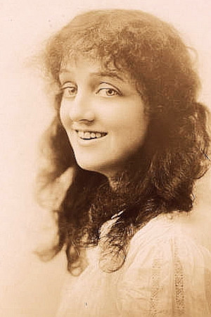 Photo of Florence Martin from the Latest Netflix gallery