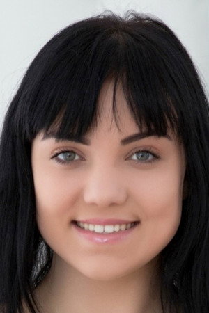 Photo of Tetti Dew Korti from the Latest Netflix gallery
