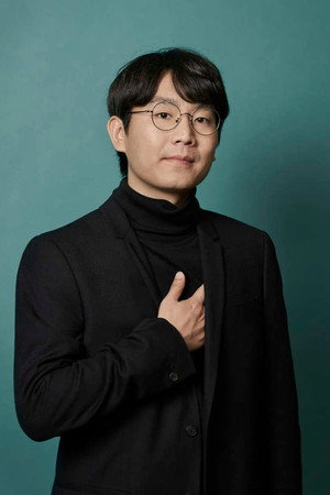 Photo of Gu Xiaogang from the Latest Netflix gallery