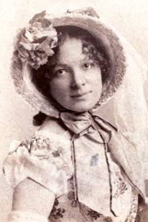 Photo of Effie Ellsler from the Latest Netflix gallery