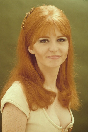 Jane Asher photo