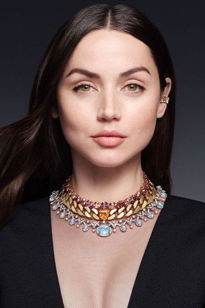Ana de Armas photo